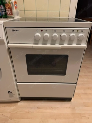 Neff Elektroherd mit Ceranfeld