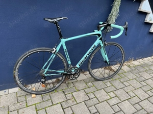 Rennrad Bianchi Intenso Carbon RH 57 Bild 2 Rennrad Bianchi Intenso Carbon RH 57 Bild 2