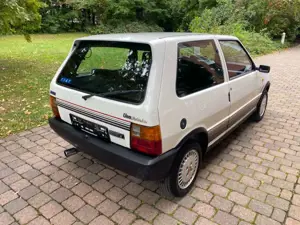 Fiat Uno Turbo i.e. Mk 1, Oldtimer Bild 4