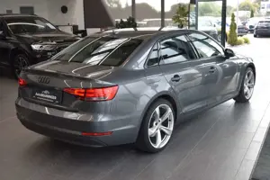 Audi A4 Limo 2.0TDI S-tronic MMI~XenonPlus~Tempomat Bild 2 Audi A4 Limo 2.0TDI S-tronic MMI~XenonPlus~Tempomat Bild 2