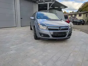 Opel Astra Edition