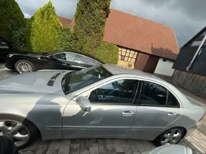 Mercedes-Benz C 200 C 200 CDI (LA)(203.007) Bild 3