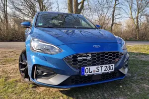 Ford Focus ST, vollausgestattet Bild 4