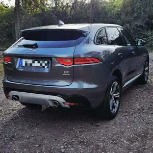 Jaguar F-Pace 30d AWD First Edition Bild 4