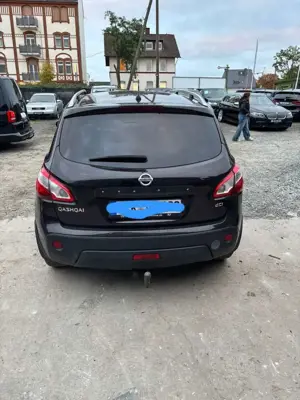 Nissan Qashqai 2.0 dCi 4 x DPF Aut. tekna