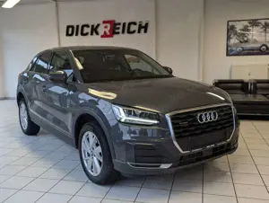 Audi Q2 2.0 TSI DSG quattro LED MMI-Navi Drive Select Bild 1