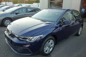 Volkswagen Golf VIII Lim. Life eTSI