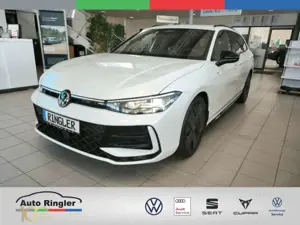 Volkswagen Passat 2.0 TDI R-line+MATRIX+NAVI+PANO+AHK+HAMANN