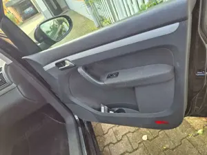 Volkswagen Touran Touran 1.4 TSICup Bild 5