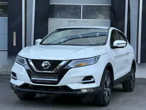 Nissan Qashqai N-Connecta LED Navi Keyless Kamera-360°