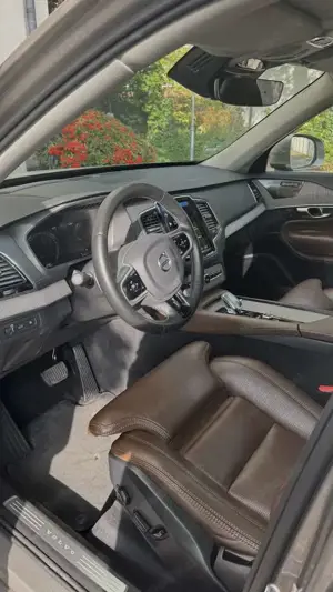 Volvo XC90 T8 AWD Twin Engine Geartronic Inscription Bild 3