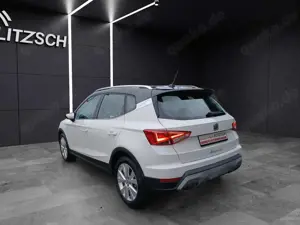 SEAT Arona TSI Xperience DSG LED AHK GRA PDC SH LM Bild 3
