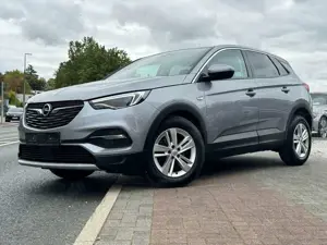 Opel Grandland X Innovation Navi LED Spurhalte+Totwinkel Unfallfrei
