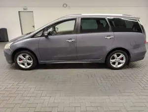 Mitsubishi Grandis Bild 2