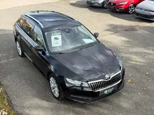 Skoda Superb Combi 2.0 TDI DSG AHK ACC LED NAVI