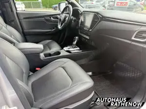 Isuzu D-Max Double Cab 4WD V-CROSS  Leder*LED*Mehrzonenklima*D Bild 4