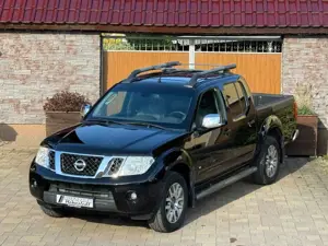 Nissan Navara Double Cab LE V6 4x4 LB*MwSt.*1. Hand*