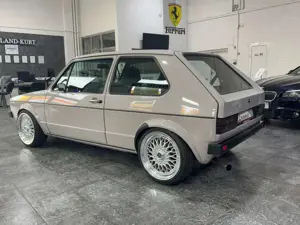 Volkswagen Golf 1,8 T 5v*Sonderpolster*Alles Eingetragen! Bild 5