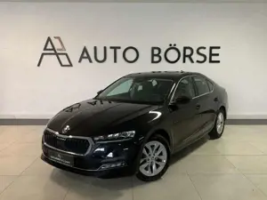 Skoda Octavia Lim DSG STYLE NAVI*HUD*CAM*KESSY*ACC*LED