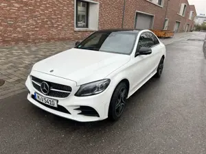 Mercedes-Benz C 220 d 4Matic T 9G-TRONIC Avantgarde Bild 2
