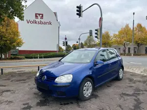 Volkswagen Golf *KLIMAAUTOMATIK*SHZ*111.000*TKM*TÜV/AU*09/2027