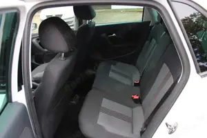 Volkswagen Polo V Allstar Sitzheizung PDC Euro6 Servotronic Bild 4