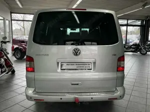 Volkswagen T5 Multivan 2.5 TDI DPF Comfortline, Leder, GSHD Bild 4