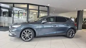 SEAT Leon 1.5 eTSI DSG FR *ACC*Navi*Sitzheizung* Bild 2