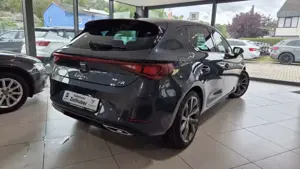 SEAT Leon 1.5 eTSI DSG FR *ACC*Navi*Sitzheizung* Bild 4