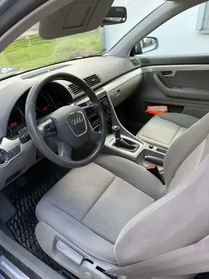 Audi A4 2.0 Bild 3