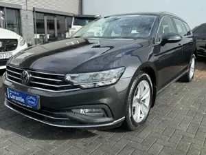 Volkswagen Passat Variant Elegance 4Motion *1. Hand *AHK
