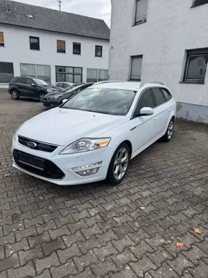 Ford Mondeo 2.0Tdci Titanium ACC,PDC,LED,NAVI