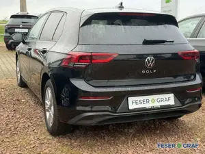 Volkswagen Golf VIII 2.0 TDI Life DSG Kamera/LED/Navi/Sitzh Bild 4