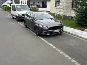 Ford Mondeo Turnier 2.0 TDCi Start-Stopp PowerShift-Aut Titani Bild 2