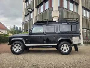 Land Rover Defender 110 SE Station Wagon ATM 58 Tkm-WoMo Ausbau-Extras