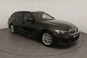 BMW 330 i xDr. M Sport ACC|HUD|Pano|PAs+360°|SHZG|AHK