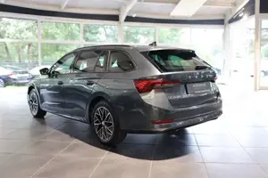 Skoda Octavia COMBI 1,5 TSI CLEVER ANHÄNGERKUPPLUNG Bild 4