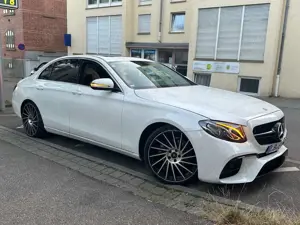 Mercedes-Benz E 220 d 9G-TRONIC Panoramadach, AMG Optik…