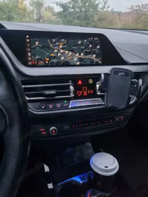 BMW 118 118d Aut. Sport Line Bild 3