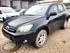 Toyota RAV 4 2.2 D-CAT Sol (Problem Dieselpumpe)