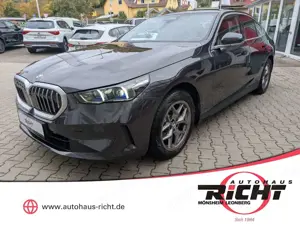 BMW 520 i Limousine HUD Sitzbelüftung HK Navi Kamera