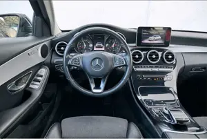 Mercedes-Benz C 200 C-Klasse T-Modell Diesel (BlueTEC) 7G Avantgarde Bild 2