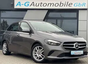Mercedes-Benz B 180 Style Automatik NUR 46 TKM AHK LED KAMERA