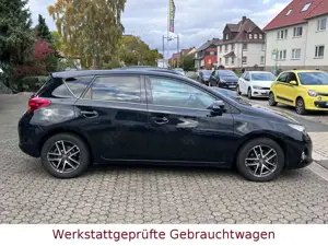 Toyota Auris Edition*Kamera*PDC*Navi*6 Gang* Bild 4