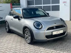 MINI Cooper C |Favoured Trim|Navi|Sportsitze JCW|LED