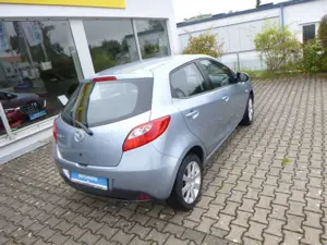Mazda 2 1.5l MZR 102PS Automatik, Sitzheizung, TÜV NEU! Bild 4