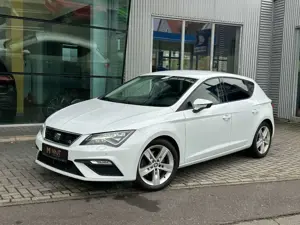 SEAT Leon FR 2.0TDI DSG LED NAVI ACC SPORT DAB