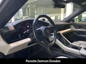 Porsche Taycan 4S*Head-Up*Pano.*Bose*Chrono*Sitzbel*Perf Bild 4