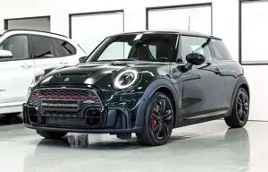 MINI John Cooper Works TRIM LED NAV ASFW TMP KAY PDC SHZ DAB CAR-PLAY 17"