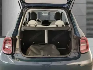 Fiat 500e La Prima Navi Soundsystem JBL Panorama Bild 5